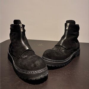 Guidi Men’s Suede Zip Boots – Size 44 (Fits US 11) – Vibram Lug Sole
